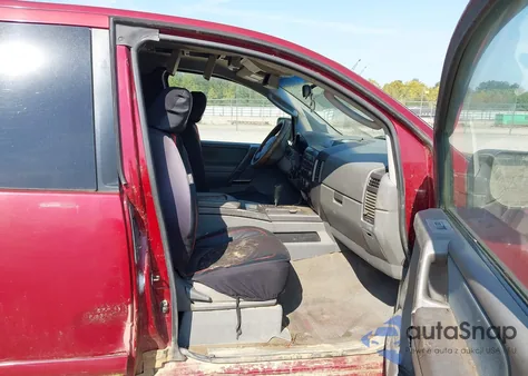 2007 Nissan Titan Se z USA, uszkodzony, nr VIN 1N6BA06B67N240002